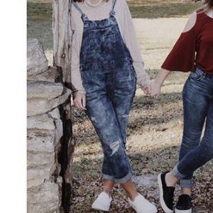 F21 denim acid wash distressed overalls